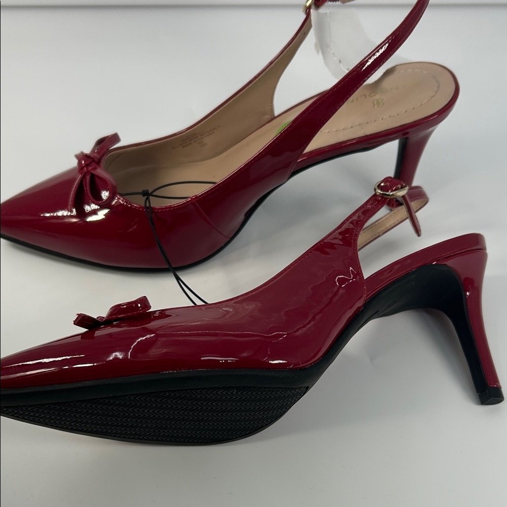 Bandolino Red Patent Slingback Heels - Picture 12 of 16